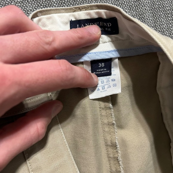 Lands End Mens 38x30 Traditional Fit Pleated Chino Pants Khaki Cotton Trousers - Picture 4 of 9